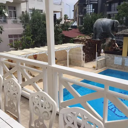 Safari Suit N-7 Apartment Side